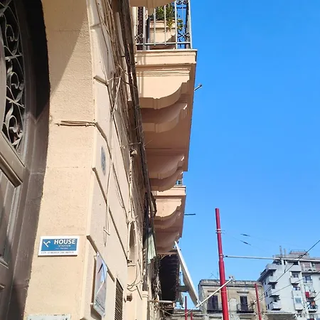 Moderno A 2 Minuti Dalla Stazione